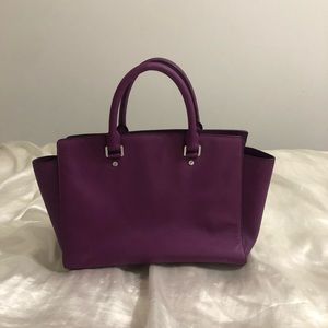 Michael Kors Bags - Authentic Michael Kors bag Michael Kors Bags - Authentic Michael Kors bag